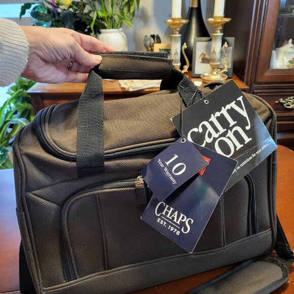 Chaps Carry On Travel Gym Duffel Satchel Bag - Picture 2 of 9